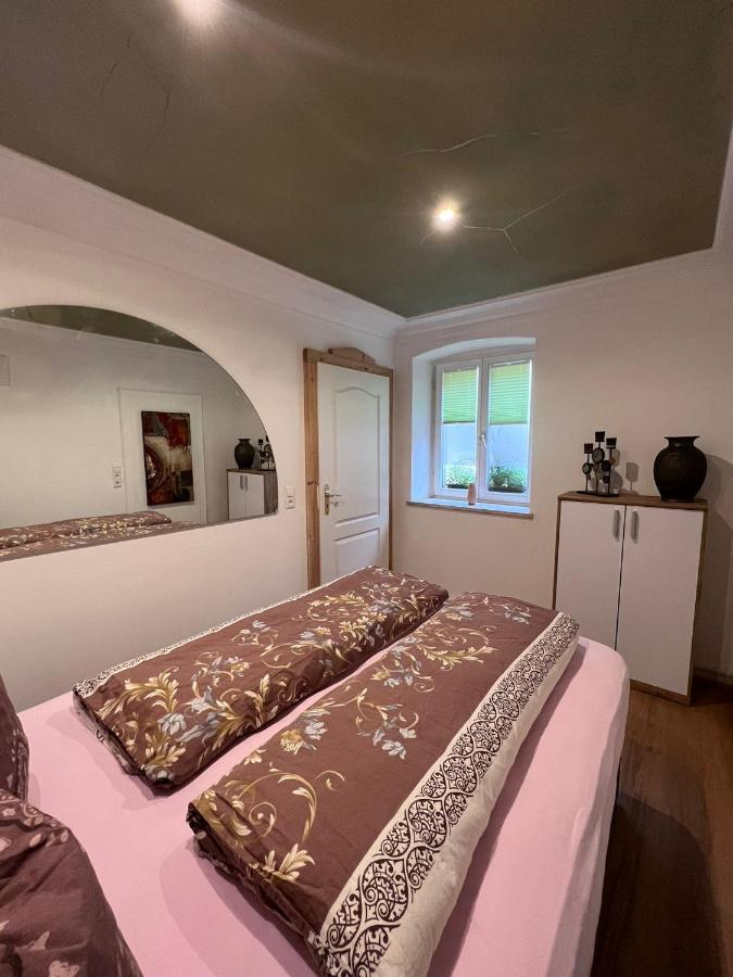 Ferienwohnung Am Kirchberg エッテンハイム エクステリア 写真