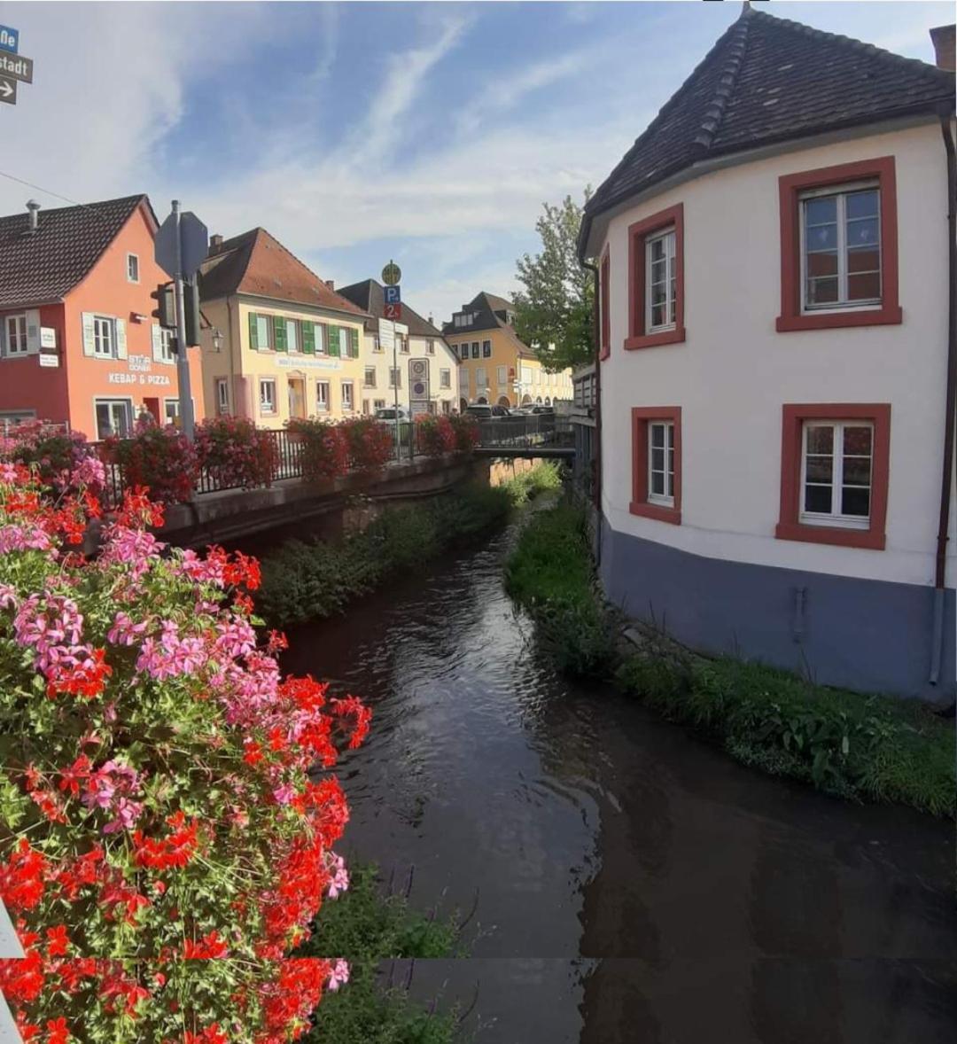 Ferienwohnung Am Kirchberg エッテンハイム エクステリア 写真